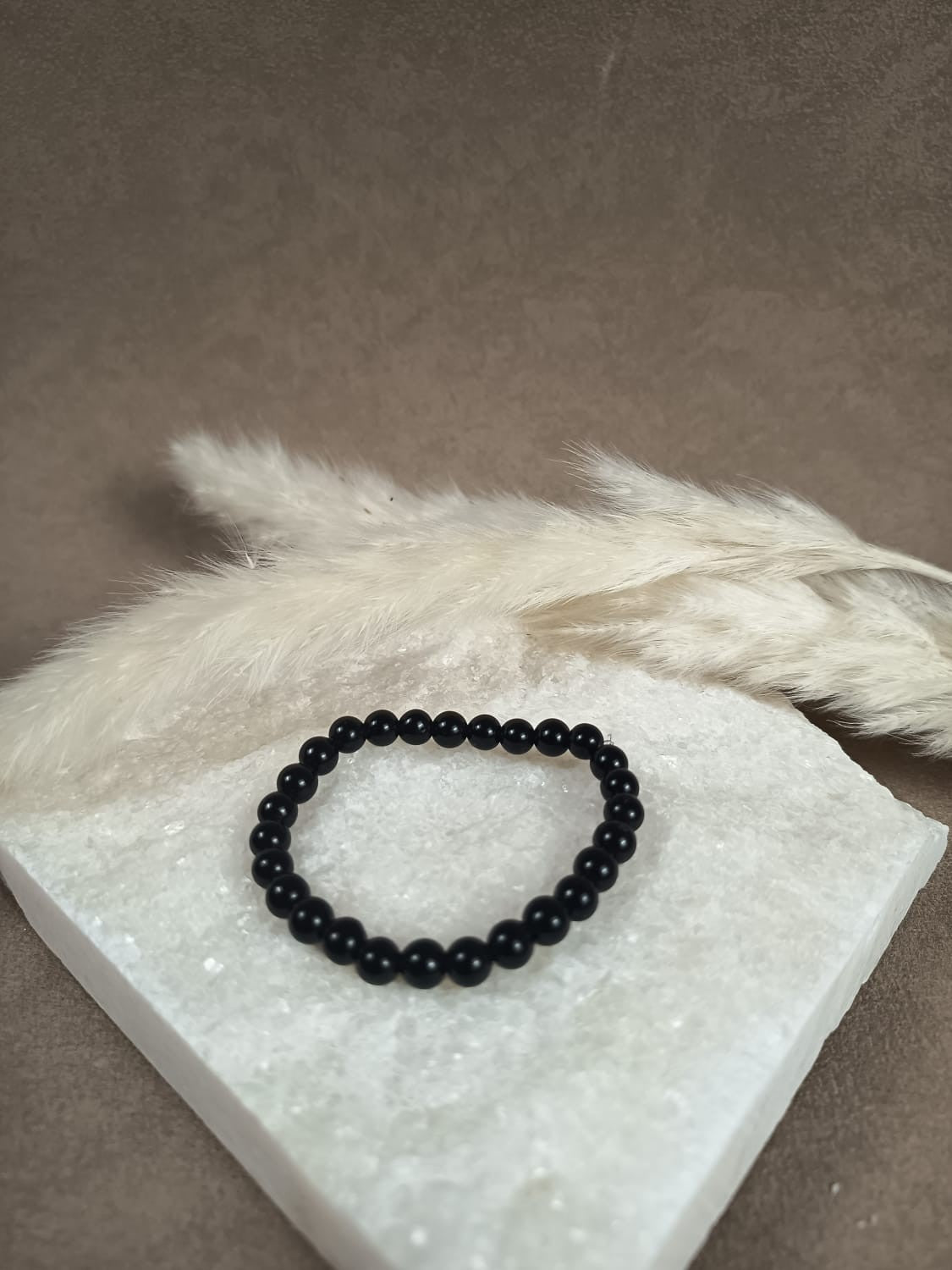 Handgemachtes schwarzes Turmalin Armband 6mm – spiritueller Edelsteinschmuck für Schutz, Erdung und Stabilität von Lumara