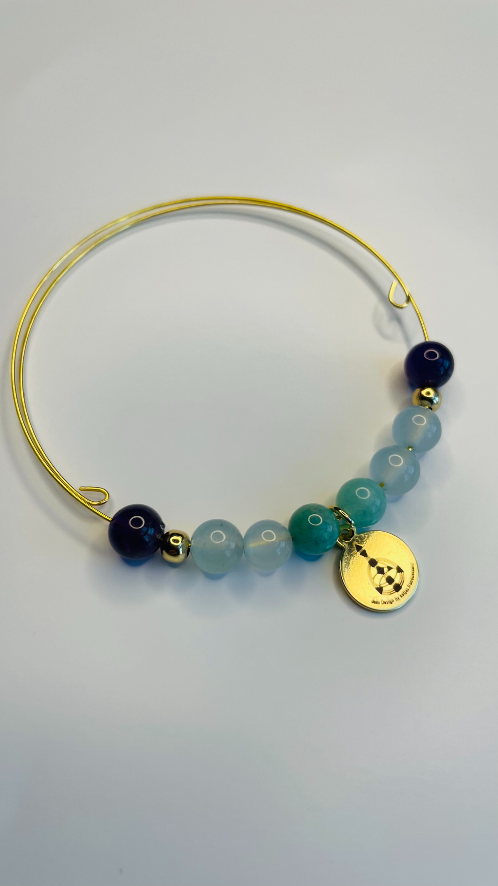 Small Line Armband mit Heilsteinen – dezentes spirituelles Schmuckstück