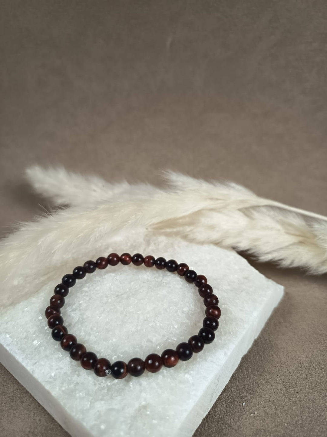 Tigerauge Armband 6mm für Mut und Stärke – handgemachtes Heilstein-Armband LUMARA